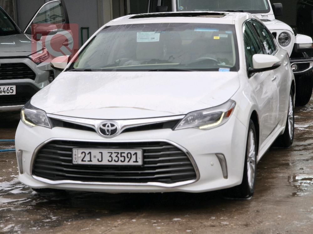 تويوتا أفالون